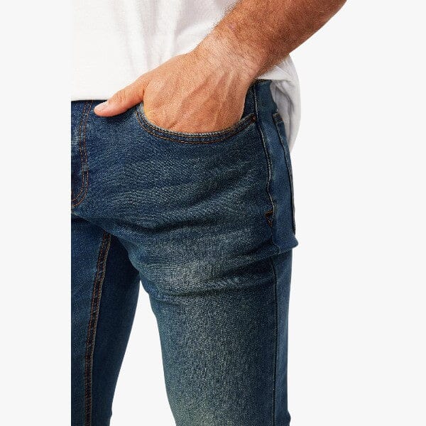 Cat Men's Ninety Eight Slim Fit Jean Light Stonewash - Image 5