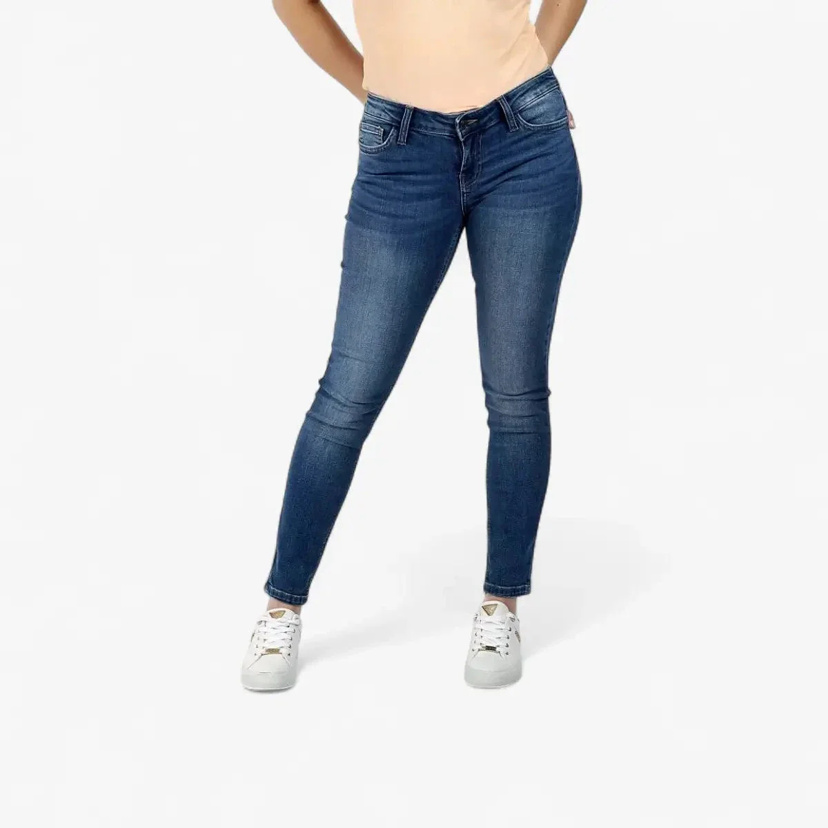 Guess Womens Power Skinny Low Waist Jean Mws - Image 2