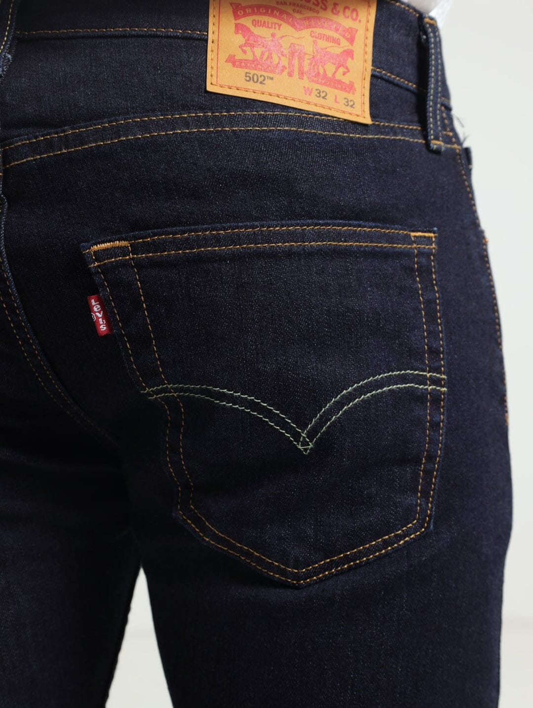 Levis Mens 502 Regular Taper Stretch Jean Ama Rinsey - Image 4