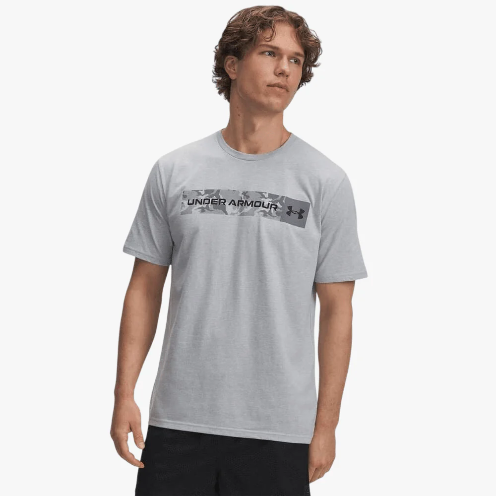 Under Armour Mens Camo Chest Stripe Short Sleeve Tee 011 Gray